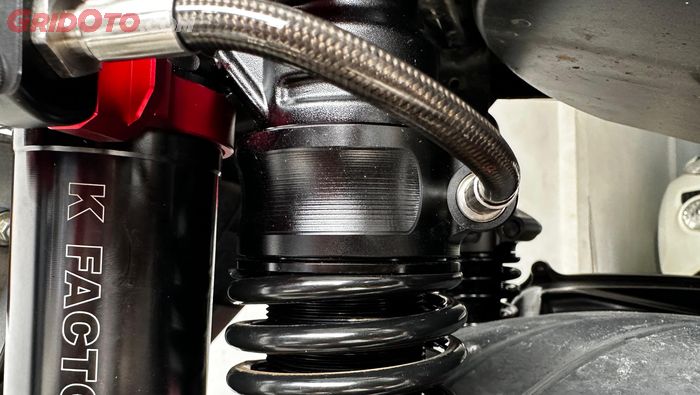 Pasang Hydraulic Preload Aduster Shock, Tampang Jadi Hedon, Seting Lebih Mudah