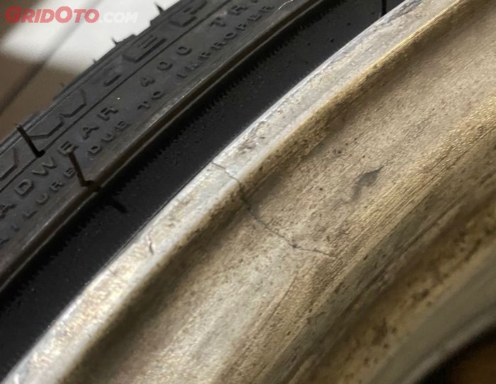 Pantas Saja Ban Mobil Jadi Sering  kempes, Ternyata Ini Penyebabnya