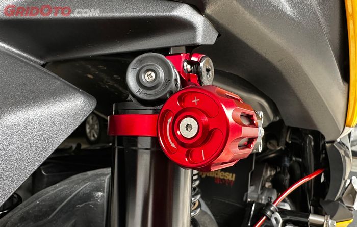 Pasang Hydraulic Preload Aduster Shock, Tampang Jadi Hedon, Seting Lebih Mudah