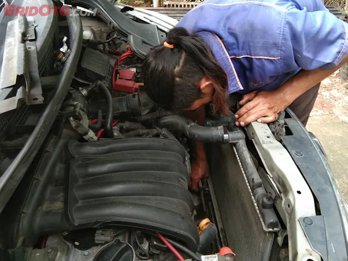 Air Radiator Mobil Sering Hilang, Komponen Ini Perlu Diganti Baru