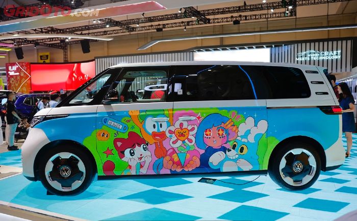 Maxdecal, Volkswagen Indonesia dan EKRAF Kolaborasi, Hadirkan ID. BUZZ Untuk Ekspresi Diri