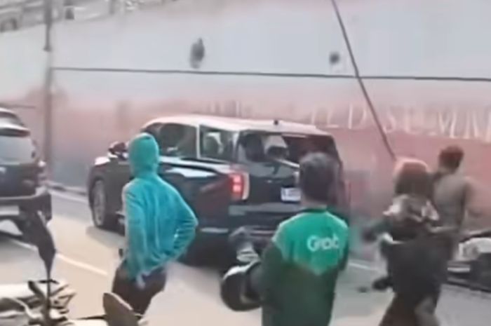 Hyundai, Hyundai Palisade Remuk Digeprek Pendemo, Bisa Dapat Asuransi? Ini Kata Garda Oto