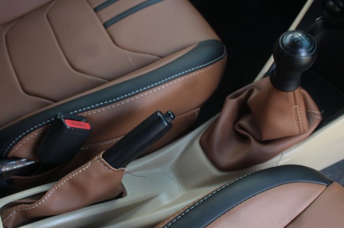 Ternyata Parkir Mobil Bekas Matik Ada Aturannya, Begini Caranya