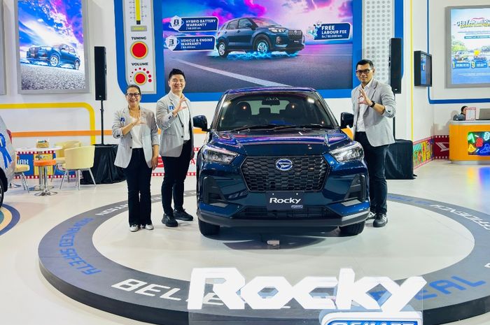 Daihatsu Rocky, Daihatsu, Test Drive, Daihatsu Bagi-bagi Hadiah di GIIAS Surabaya, Bisa Test Drive Rocky Hybrid