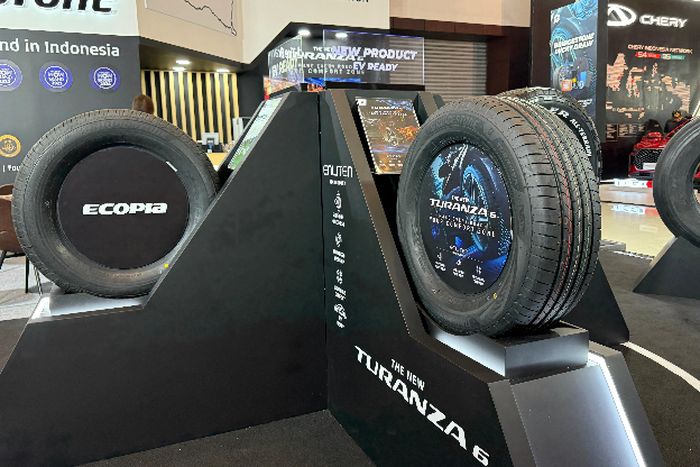 Daftar Harga Ban Bridgestone Innova Zenix, Mau Tipe Irit, Touring hingga Semi Offroad Ada