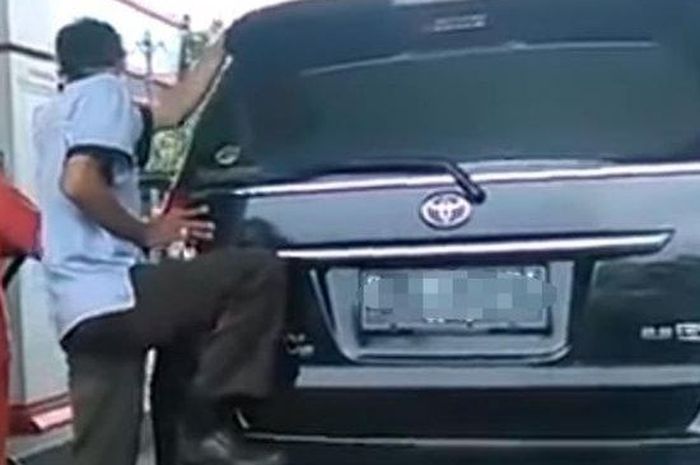 Goyang Mobil Saat Isi BBM Bisa Jadi Petaka, Jangan Sampai Dua Benda Ini Gesekan