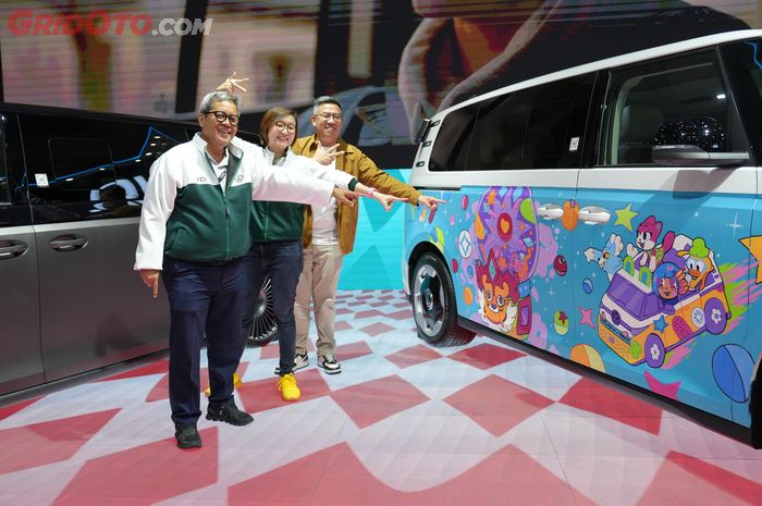 Maxdecal, Volkswagen Indonesia dan EKRAF Kolaborasi, Hadirkan ID. BUZZ Untuk Ekspresi Diri