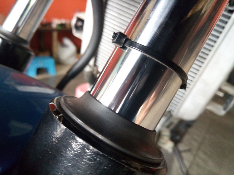 Pantas Suka Dibawa Trabasan, Ini Manfaat Kabel Ties di Motor Trail