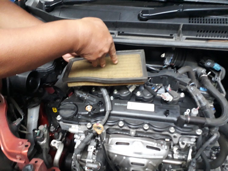 Ini Efek Samping Filter Udara Mobil Bekas Kotor Dipakai Mudik Lebaran