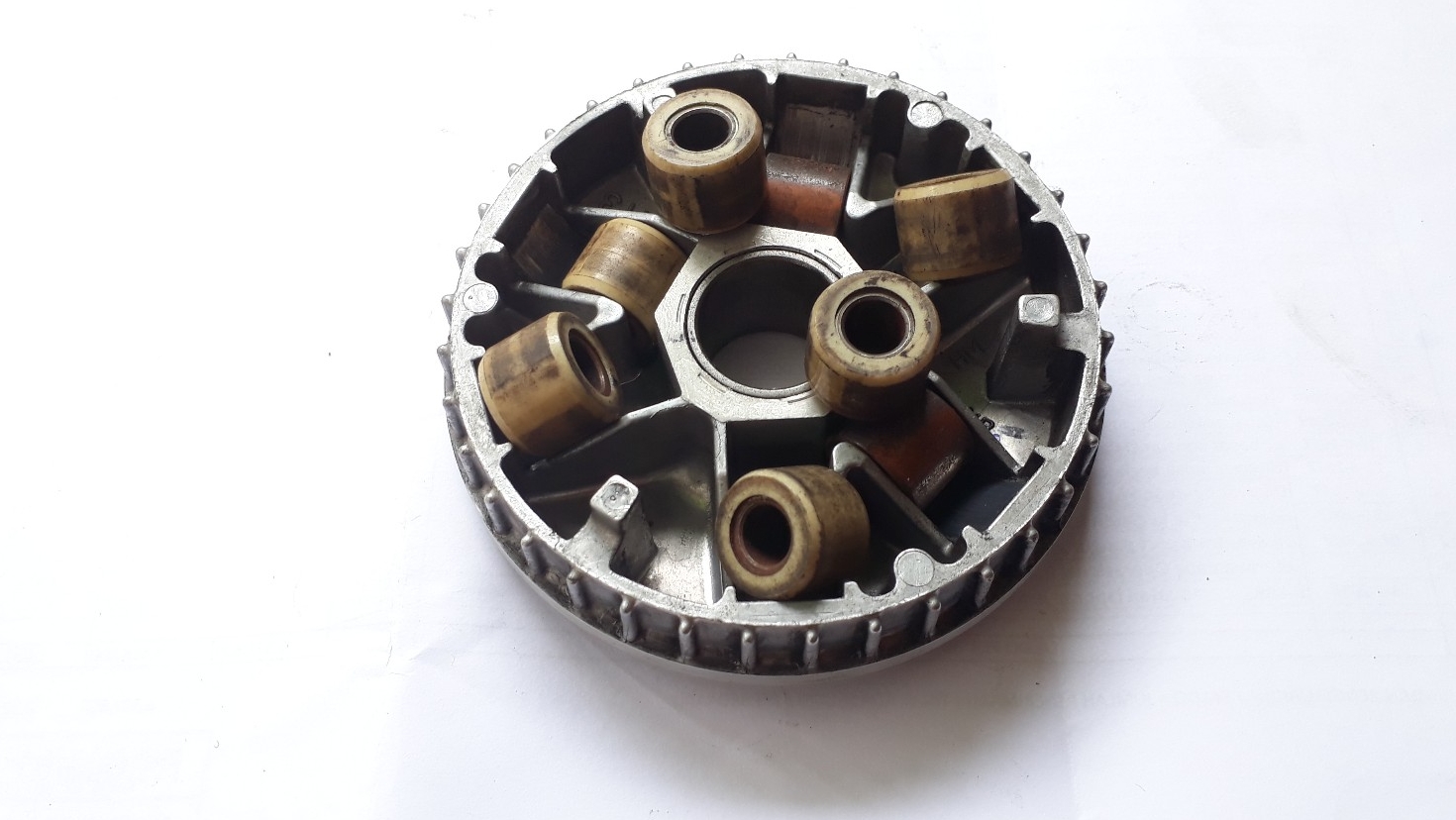 Cara Gampang Ketahui Roller Motor Matic Bekas yang Mulai Peyang