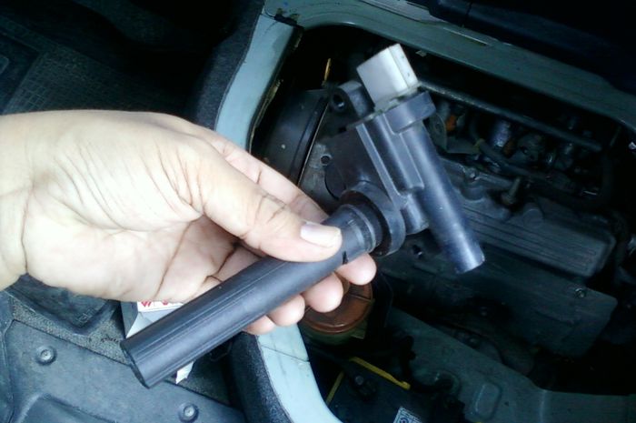 Bingung Cari Penyebab Mesin Mobil Jadi Pincang? Cek Komponen Ini