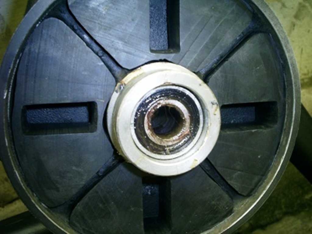 Begini Cara Mudah Cek Karet Teromol Roda Belakang Motor Bekas
