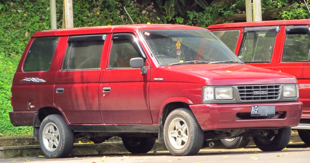 Inilah Mobil Bekas Isuzu Panther Termurah Jelang Lebaran 2026