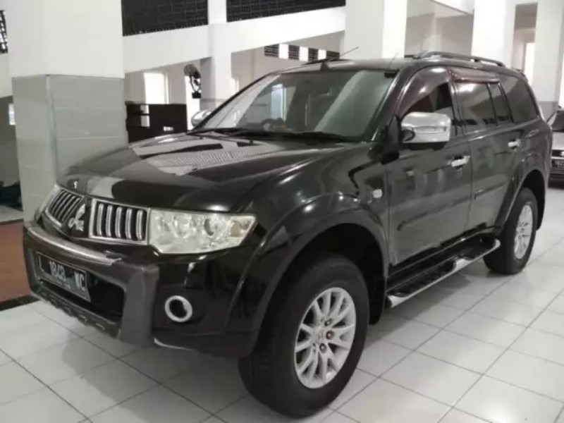 Daftar Harga Mobil Bekas Mitsubishi Pajero Sport 2011-2012, Cocok Blusukan Pas Mudik