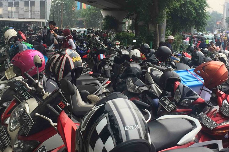 Dua Parkir Ilegal di Jaktim Disegel, Imbas Pendapatan Daerah Bocor Rp 700 M