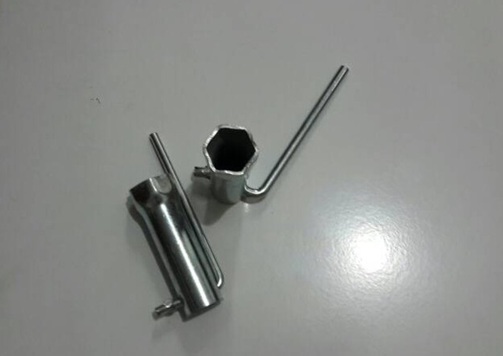 Begini Cara Yang Benar Mengencangkan Busi Motor Tanpa Takut Patah Atau Selek