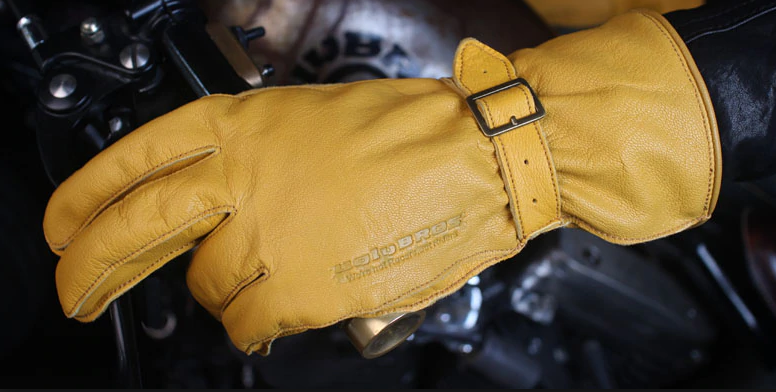 Jangan Cuma Lucu, Ini Jenis Sarung Tangan Yang Aman Buat Ladies Bikers