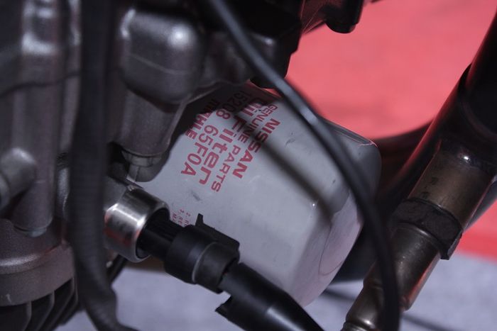 Ini Sebabnya Pasang Filter Oli Mesin Mobil Bekas Nggak Boleh Ngasal