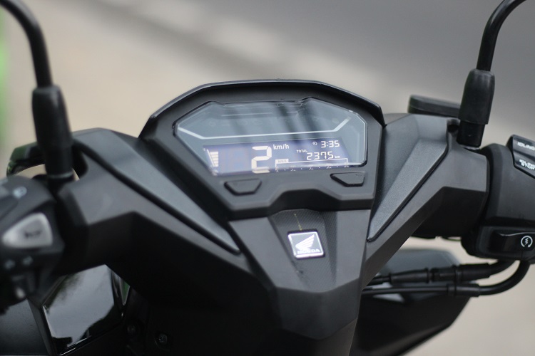 Harus Tahu, Ini Ciri Speedometer Motor Bekas Yang Odometernya Direset