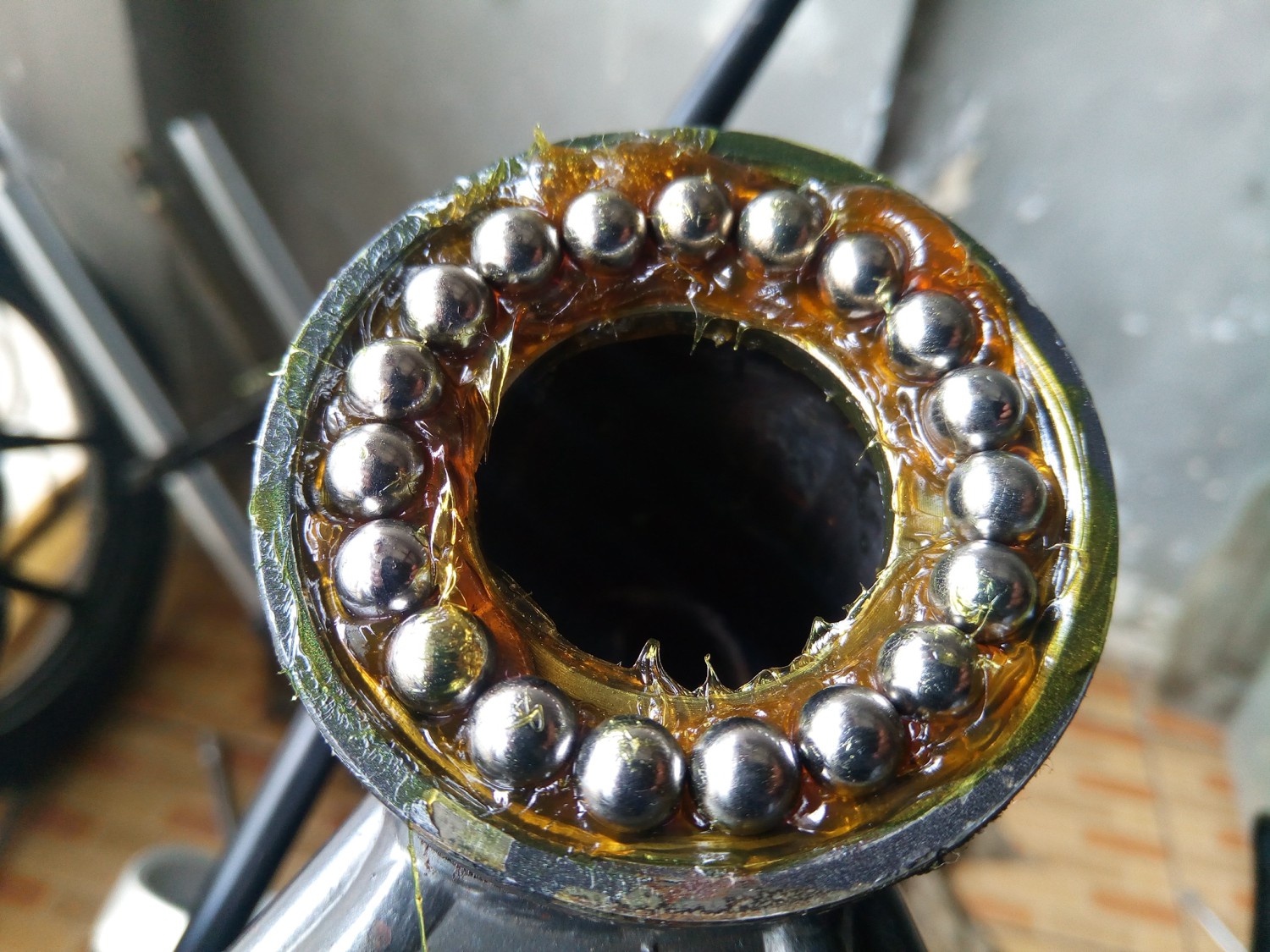 Ini Penyebab Setang Motor Bekas Lama-lama Jadi Kaku dan Berat