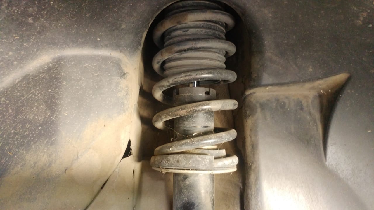 Ini Sebabnya Ganti Sokbreker Depan Di Mobil Bekas Harus Sepasang