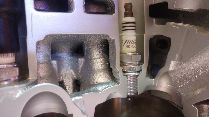 Jangan Salah Colok, Ini Dampak Ulir Busi Di Mobil Bekas Kepanjangan