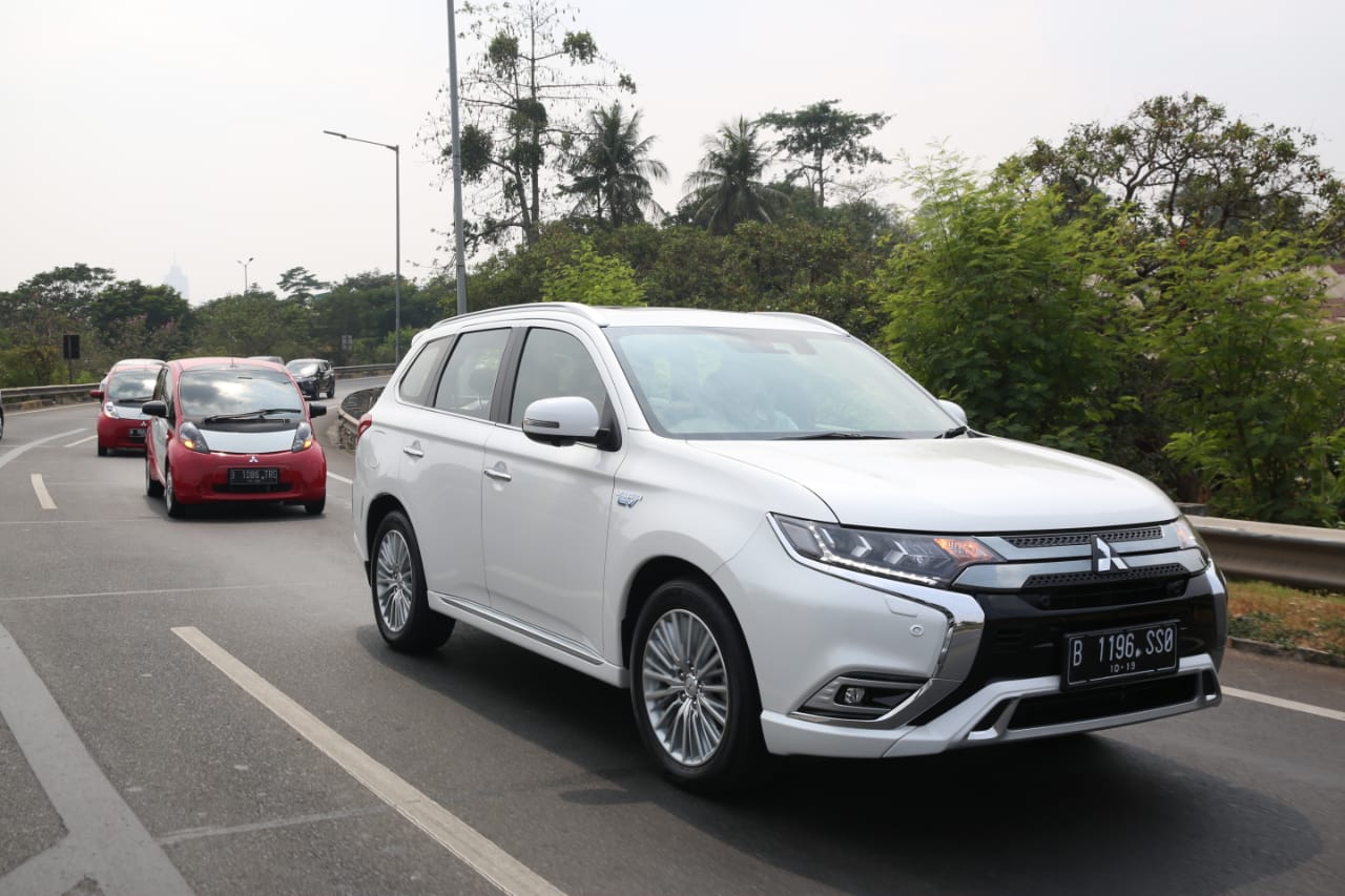 Banyak Pendatang Baru, Mobil PHEV Jepang Ini Malah Diskontinu