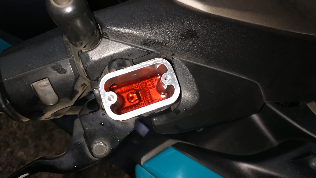Persiapan Turing Jauh, Begini Cara Buang Angin di Rem Cakram Motor Bekas
