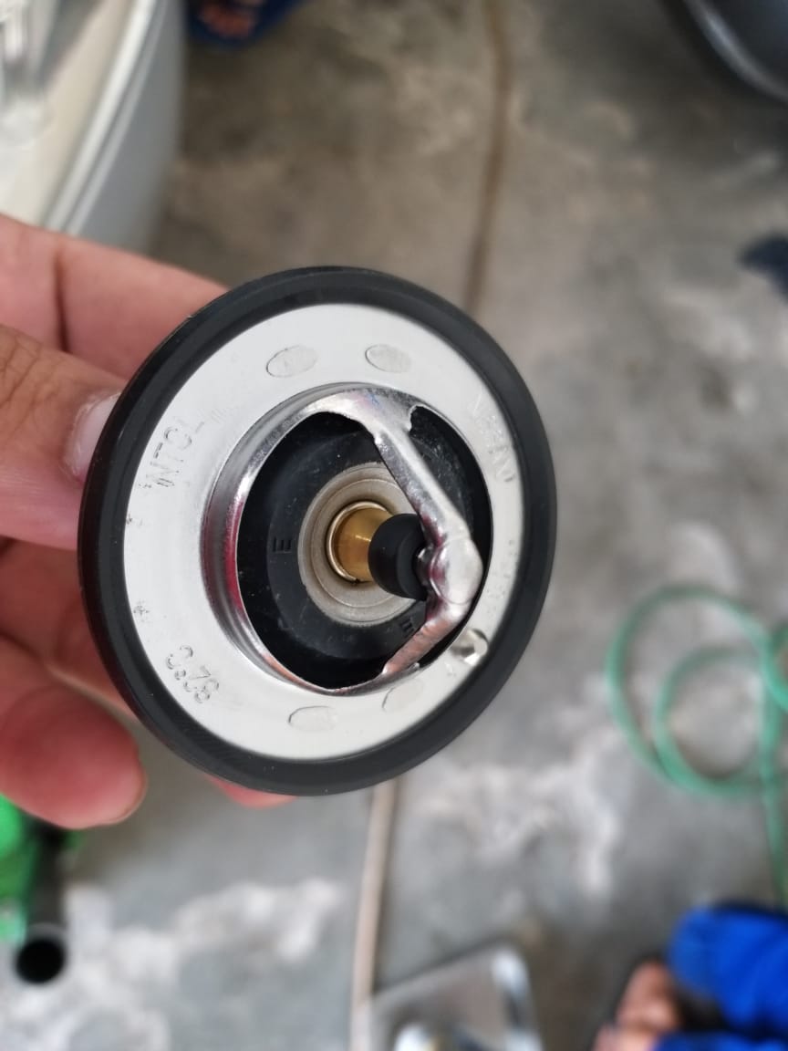 Inilah Dua Cara Gampang Deteksi Thermostat Di Mobil Bekas Rusak
