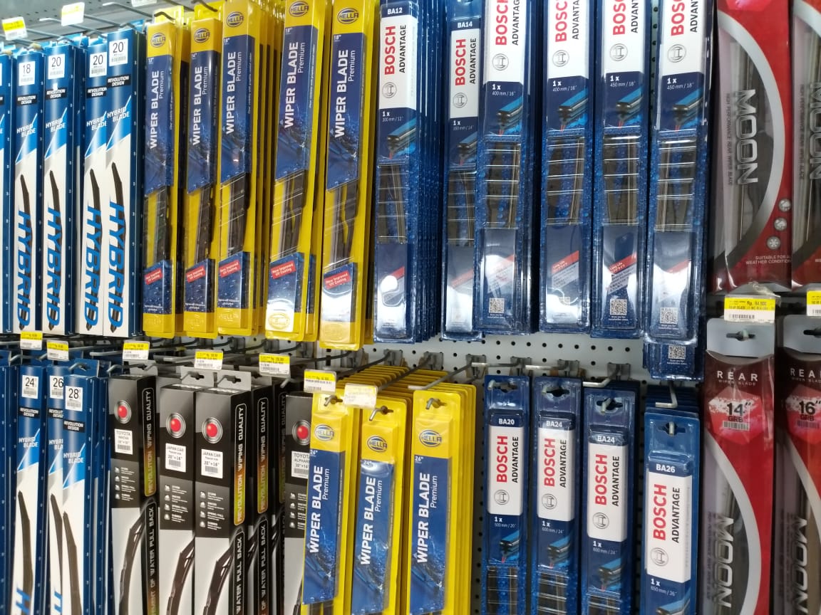 Umur Pakai Efektif Wiper Mobil, Ganti Kalau Sudah Seperti ini