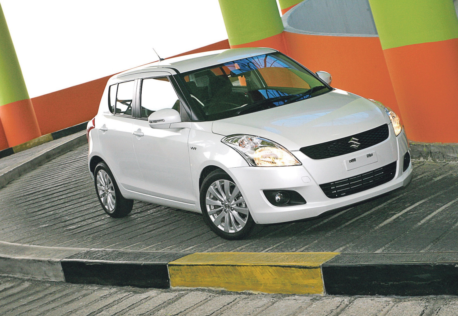 Suzuki , Suzuki Swift, Cocok Untuk Anak Muda, Harga Suzuki Swift Bekas Mulai Rp 60 Jutaan Aja