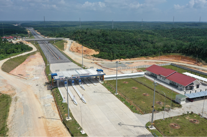Jalan Tol Pekanbaru-Dumai Bergelombang Bahkan Miring, Hutama Karya Bilang Begini