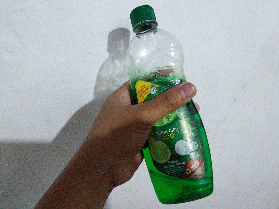 Wajib Tahu, Tiga Cairan Ini Gak Disarankan Bengkel Spesialis Cat Untuk Cuci Motor