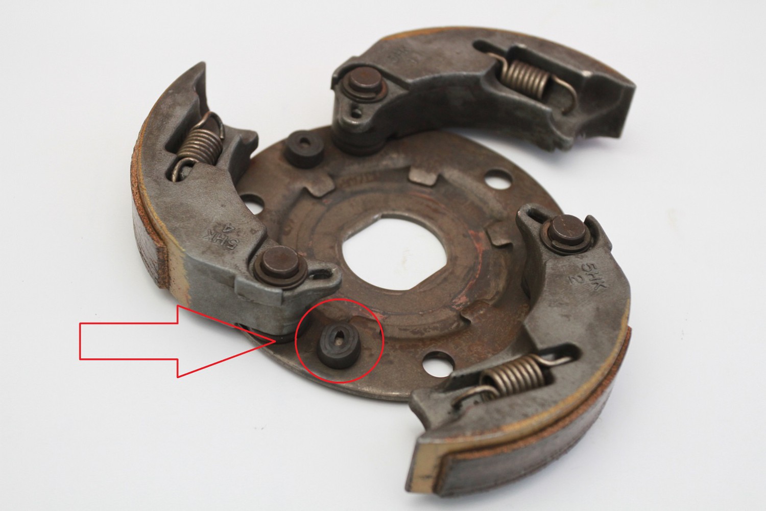 Ternyata Ini Penyebab Mangkok Kampas Ganda Motor Matic Jadi Warna Pelangi