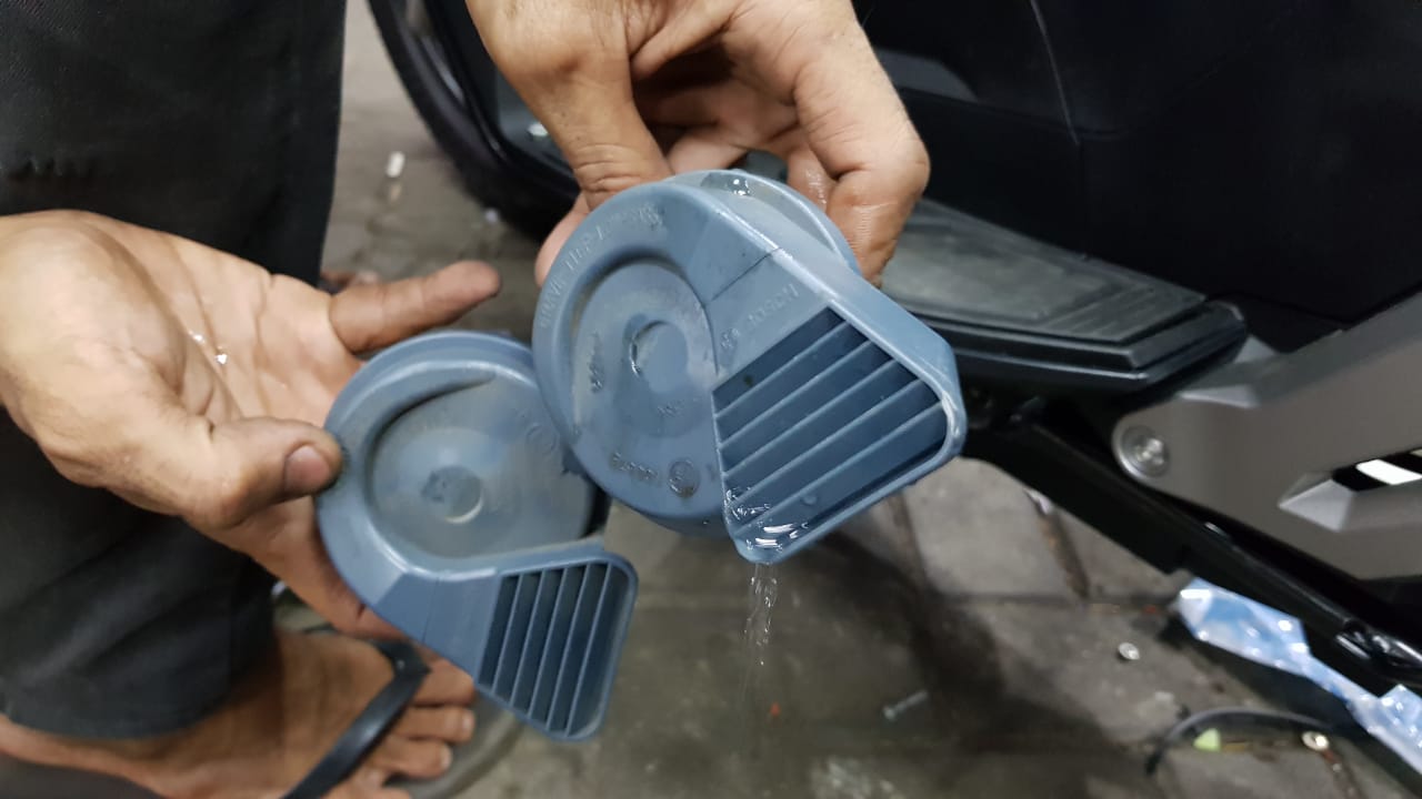 Penyebab Suara Klakson Di Motor Bekas Jadi Sember Saat Kondisi Hujan