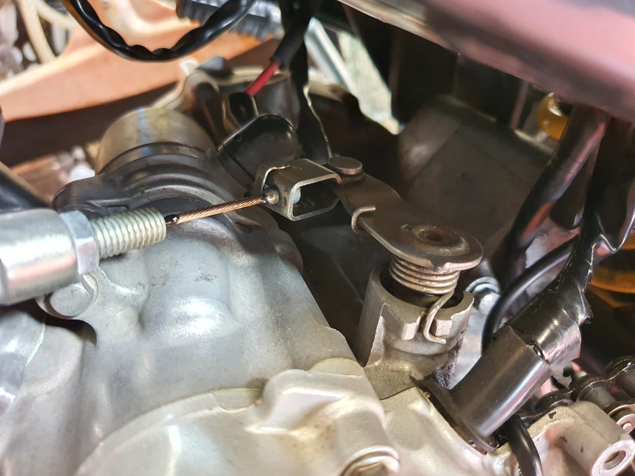 Ternyata Ini Sebabnya Ganti Kabel Kopling Motor Jangan Kepanjangan