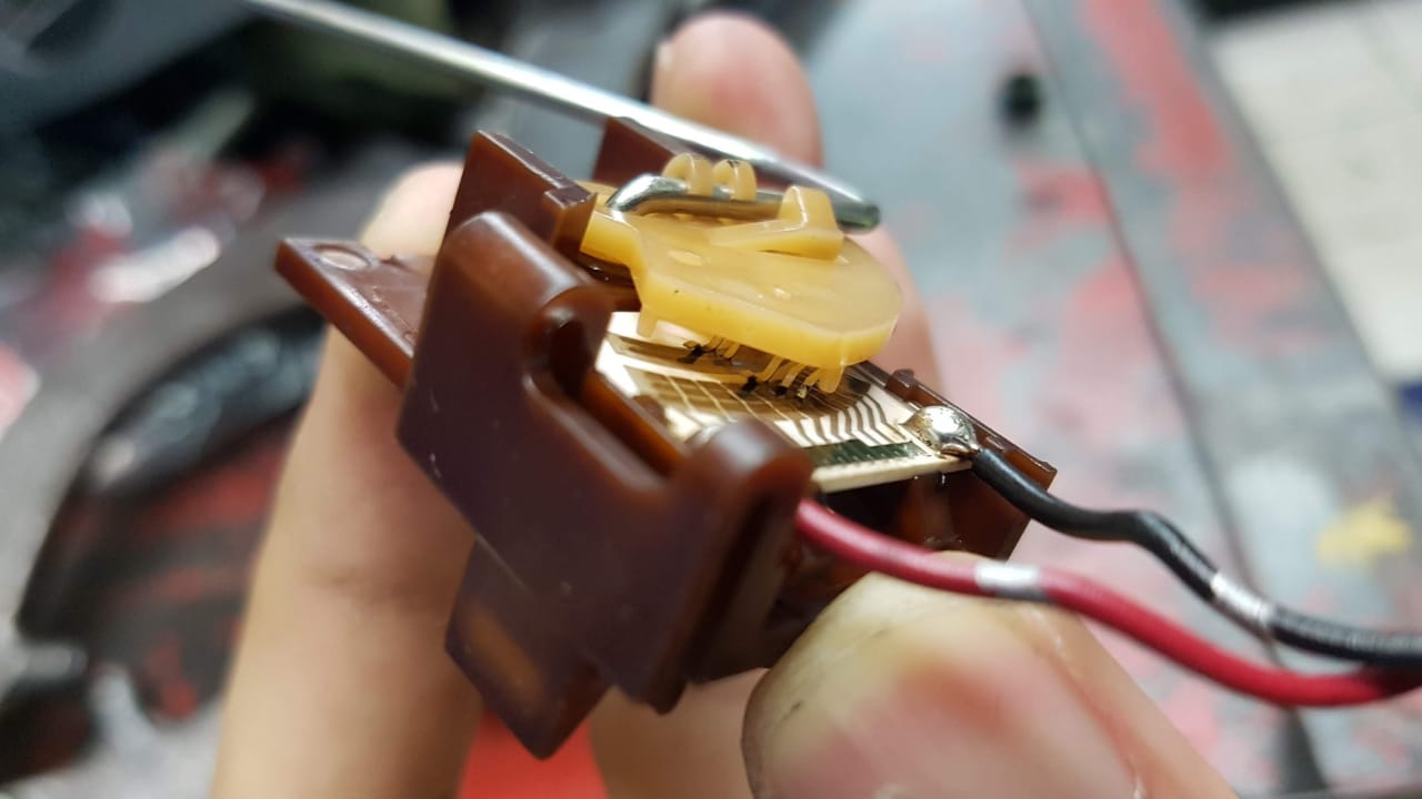 Begini Cara Mudah Cek Kondisi Indikator Bensin Di Motor Bekas