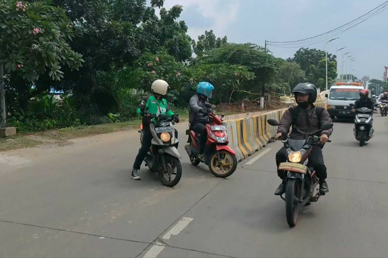 Lawan Arah Demi Cepat, Tapi Banyak Pengendara yang Sering Lupa Hal Ini