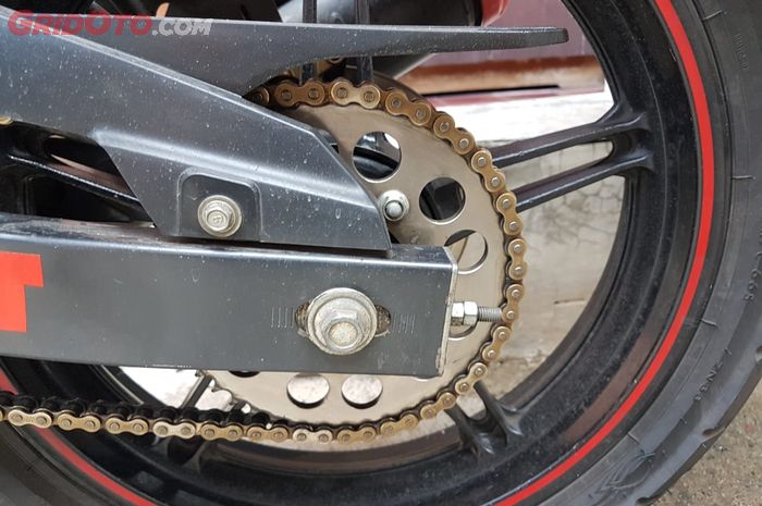 Ternyata Ini Alasan Jarak Bebas Rantai Motor Bekas Harus Rajin Dicek