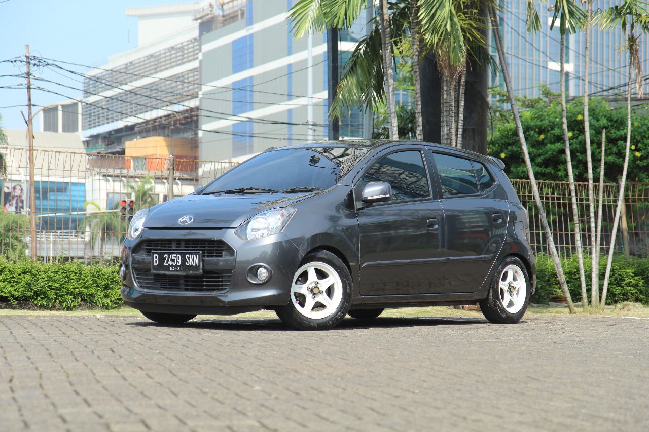 Harga Mobil Bekas Daihatsu Ayla 2015 Bikin Kaget, Tipe D M/T Tinggal Segini