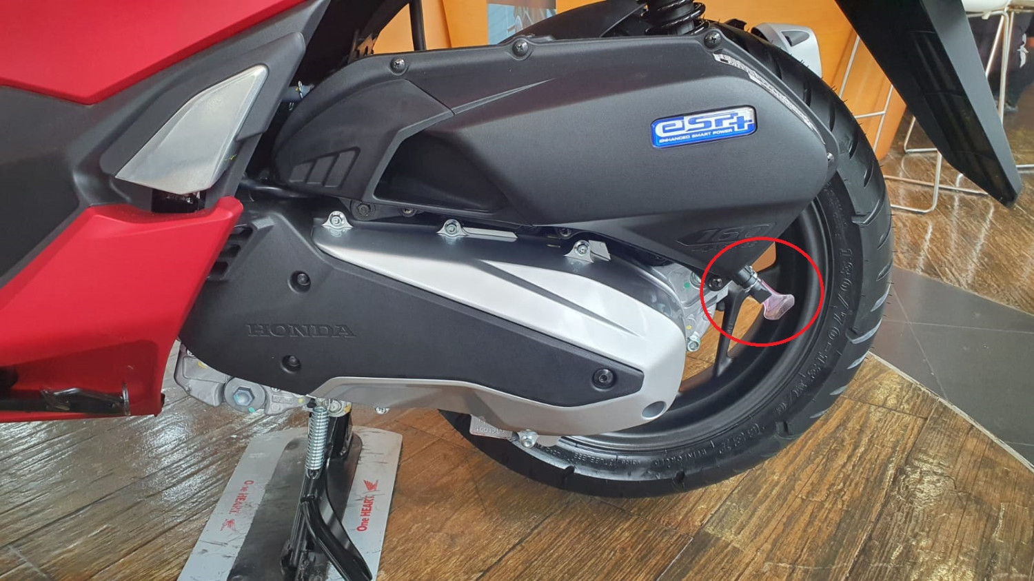 Alasan Kenapa Slang Bening di Boks Filter Udara Motor Matic Bekas Jangan Dicopot