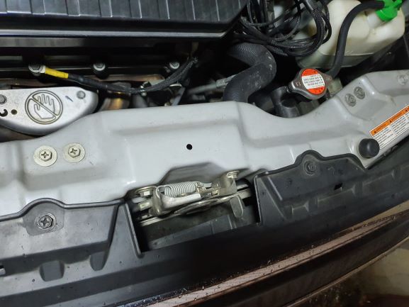 Patut Curiga Kalau Lihat Bagian Mobkas Ini Mulus, Jadi Pertanda Pernah Tabrak Depan