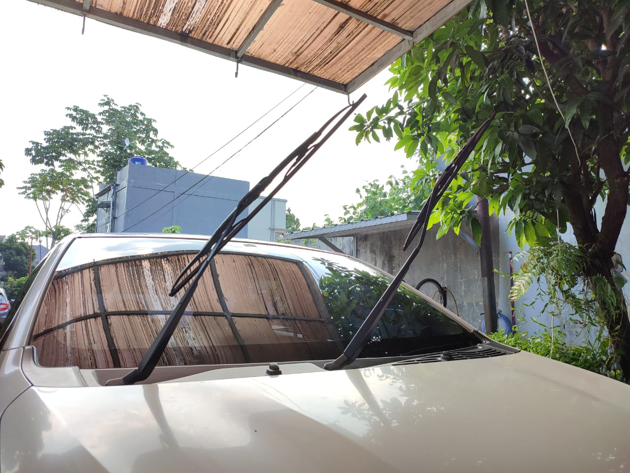 Musim Hujan, Ini Tanda Wiper Di Mobil Bekas Sudah Waktunya Diganti