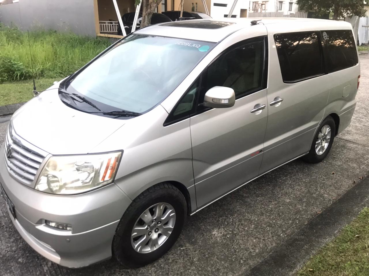 Daftar Harga Mobil Bekas Toyota Alphard 2004-2005 Jelang Lebaran