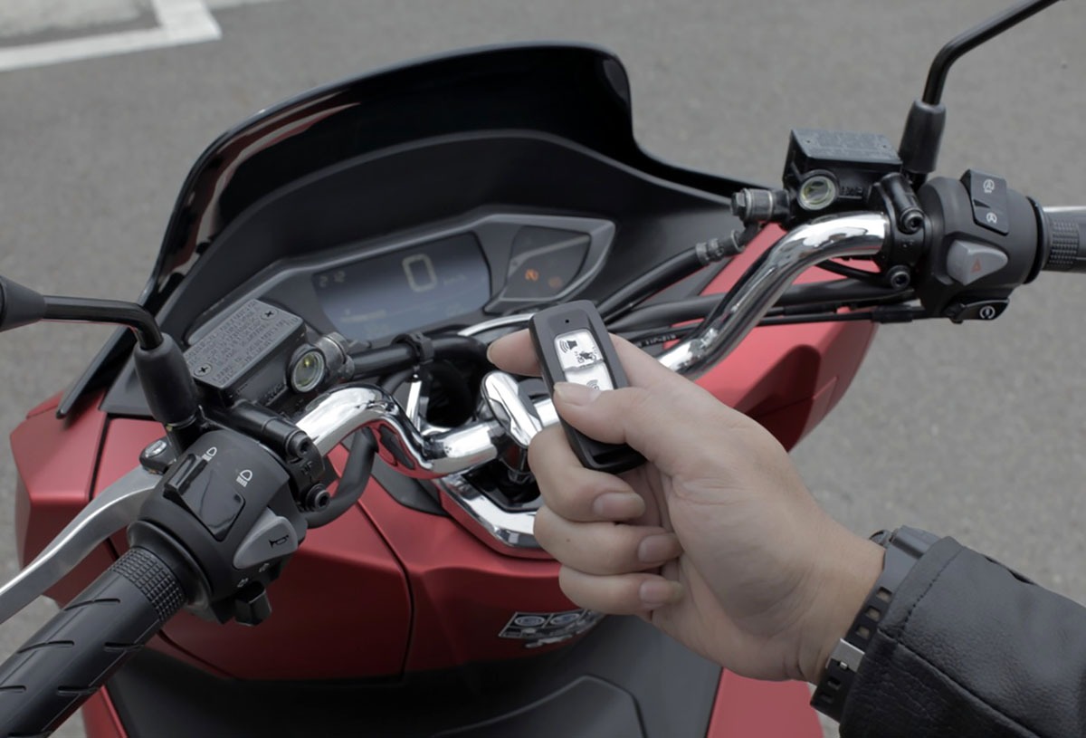 Enggak Usah Panik, Lakukan Ini Kalau Remote Keyless Kena Radiasi