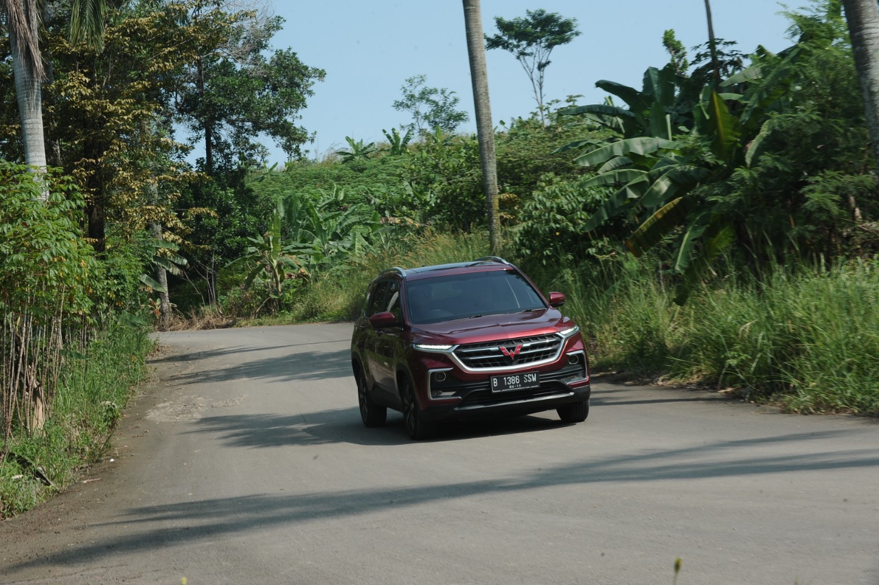 Wuling, Wuling Alvez Resmi Diluncurkan, Eh Harga Bekas Almaz Ternyata Tinggal Segini