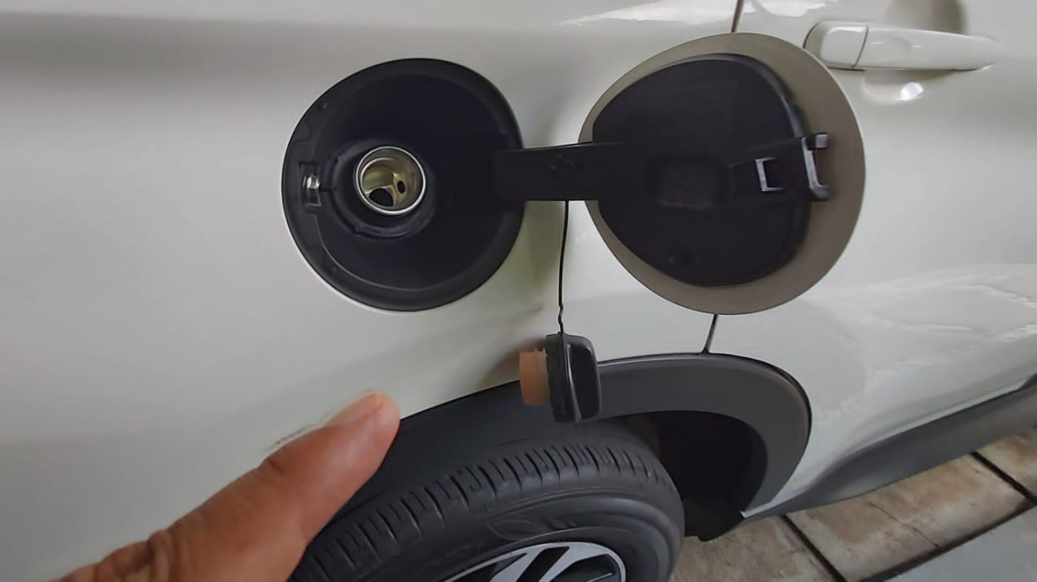 Tangki Mobil Bisa Karatan, Wajib Tahu Ini Sumber Penyebabnya