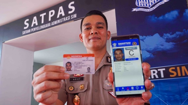 Pensiunkan Kartu Fisik, Ini Jadwal Berlakunya SIM Digital Menurut Polisi