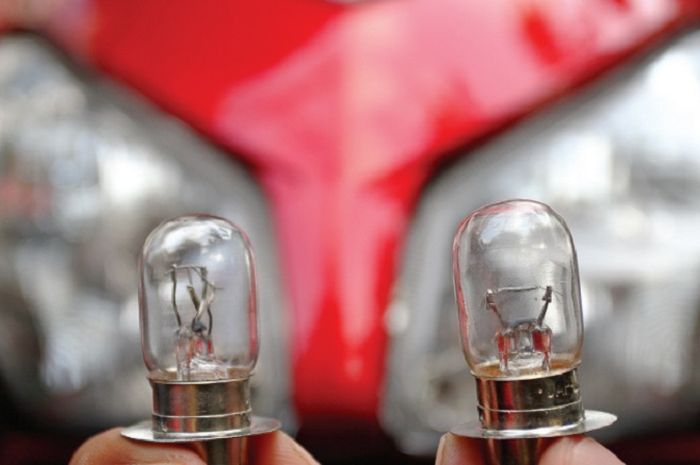 Kok Lampu Motor Tiba-tiba Redup? Padahal Aki Masih Bagus