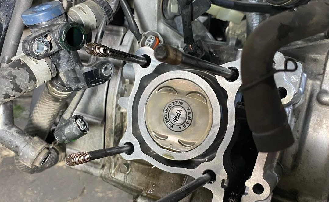 Penyebab Piston Motor Sport Ini Diincar Pemilik Motor Matic NMAX